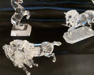 Crystal  horse statues