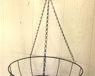 Hanging basket