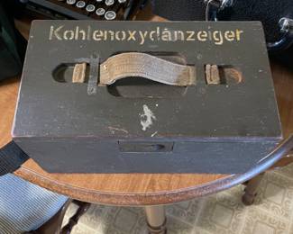 WW2 German medical kit box