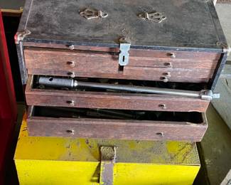 Assorted vintage tool boxes