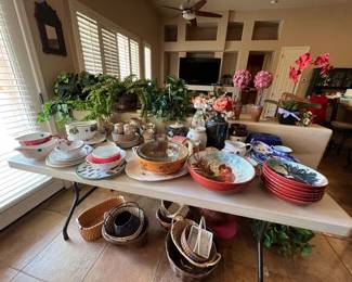 Baskets, serving ware