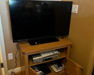 TV, Cart, DVD/VHS player