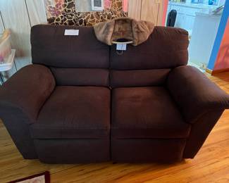 Love  seat, mink coat