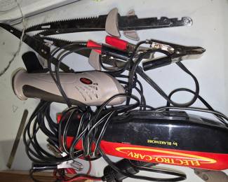 Filet Knives Geared to run off Battery