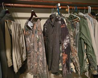 Men's Clothes - Lots of Hunting Clothes