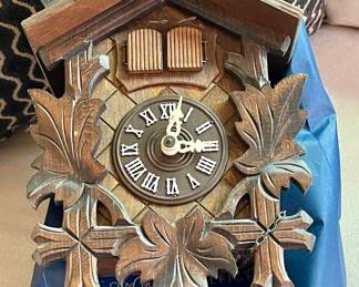 Vintage Hubert Herr Black Forest German Cuckoo Clock