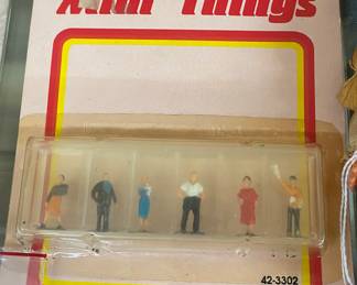 HO Scale Train Figures