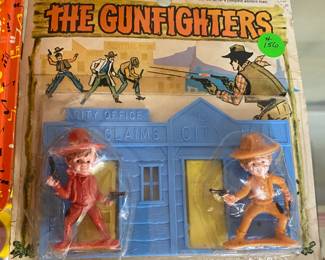 Vintage Western Hero "The Gunfighters" Figures on Card