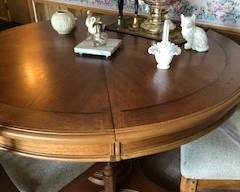 Kitchen table and 4 chairs