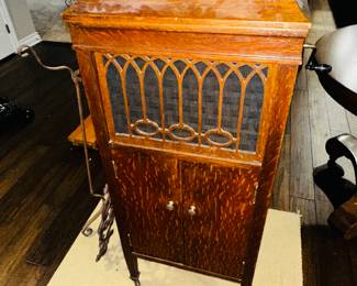 PRICE: $300 FIRM
ANTIQUE BRUNSWICK PHONOGRAPH RECORD PLAYER (WORKS)
19”W x 21”D x 46”H