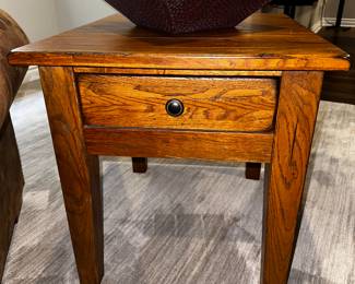PRICE: $150 EACH
ATTIC HEIRLOOMS BY BROYHILL FURNITURE WOODEN SIDE TABLE WITH DRAWER ( 2 AVAILABLE)
27”L x 23”W x 24”H