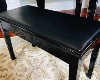 PRICE: $1,400
SAMICK BABY GRAND PLAYER PIANO
SG-150CP
57”W x 60”L x 40”H