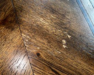 PRICE: $500 FIRM
FRONTGATE OVAL DINING TABLE (SOME SURFACE IMPERFECTIONS THAT CAN BE EASILY TOUCHED UP)
TABLE 55”L x 55”W x 30”H LEAF 20" x 55"