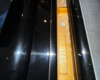 PRICE: $1,400
SAMICK BABY GRAND PLAYER PIANO
SG-150CP
57”W x 60”L x 40”H