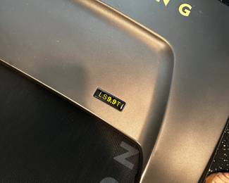 50% OFF ORIGINAL PRICE: $600
LIVESTRONG TREADMILL
38”W x 75”L x 58”H
