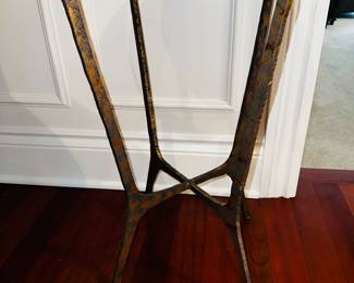 PRICE: $220
BLACK GLASS METAL BASE ROUND SIDE TABLE