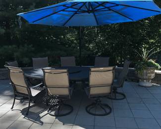 PRICE: $500
TREASURE GARDEN OBRAVIA BLUE CANOPY UMBRELLA
157” DIA x 110” HEIGHT