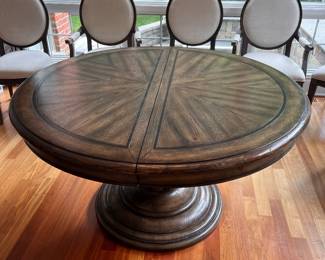 PRICE: $500 FIRM
FRONTGATE OVAL DINING TABLE (SOME SURFACE IMPERFECTIONS THAT CAN BE EASILY TOUCHED UP)
TABLE 55”L x 55”W x 30”H LEAF 20" x 55"