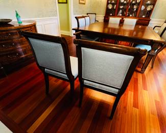PRICE:$1,500
REGENCY STYLE GRAND DINING ROOM TABLE WITH 10 CHAIRS
74”L x 74”W x 30”H
2 BREAD BOARD LEAVES
30”W x 74”L