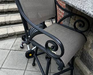 PRICE: $290 EACH FIRM
7 WOODARD SWIVEL OUTDOOR BAR STOOLS
21”W x 25”D x 47”H
FLOOR TO SEAT 29”