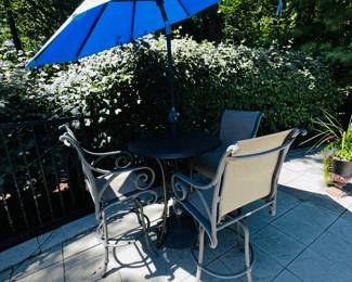 PRICE: $120 FIRM
BLUE SUNBRELLA UMBRELLA -2 AVAILABLE
80”DIA x 102”H
