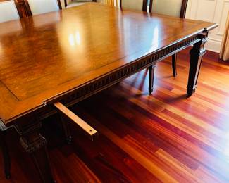 PRICE:$1,500
REGENCY STYLE GRAND DINING ROOM TABLE WITH 10 CHAIRS
74”L x 74”W x 30”H
2 BREAD BOARD LEAVES
30”W x 74”L