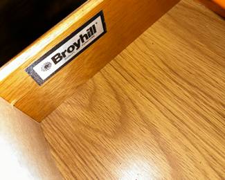50% OFF ORIGINAL PRICE: $30 BROYHILL WOODEN NIGHTSTAND-SOLD AS IS (SOME WEAR)
