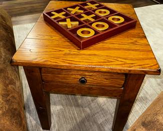 PRICE: $150 EACH
ATTIC HEIRLOOMS BY BROYHILL FURNITURE WOODEN SIDE TABLE WITH DRAWER ( 2 AVAILABLE)
27”L x 23”W x 24”H