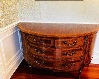 50% OFF ORIGINAL PRICE: $500
REGENCY STYLE BURL WALNUT DEMI LUNE COMMODE / BUFFET (DOVE TAIL DRAWERS)
SOME CHIPS ON WOOD
60.5” W x 28.5”D x 35”H