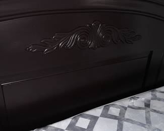 PRICE: $600
BROYHILL DARK BROWN QUEEN BEDROOM SET ( PROFESSIONALLY REPAINTED)
DRESSER WITH MIRROR
54”L x 18”D x 31”H
MIRROR
46”H x 48”W
TWO NIGHTSTANDS
26”W x 17”D x 25”H
QUEEN BED FRAME
87”L x 67”W x 50”H
