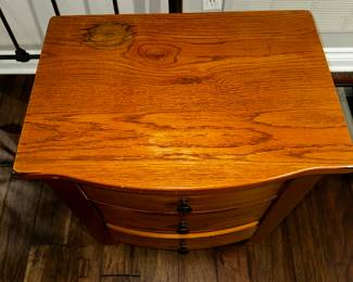 50% OFF ORIGINAL PRICE: $30 BROYHILL WOODEN NIGHTSTAND-SOLD AS IS (SOME WEAR)