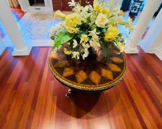PRICE: $800
MAITLAND-SMITH SPIRO CENTER TABLE
40”DIAMETER x 29.5”H