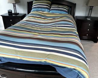 PRICE: $500
MODERN DARK BROWN QUEEN SIZE BEDROOM SET
DARK BROWN TALL CHEST OF DRAWERS
46”W x 20.5”D x 52”H
QUEEN SIZE BED WITH DRAWERS
64”W x 90” L x 50.5”H
2 NIGHTSTANDS
30”W x 18”D x 29.5”H