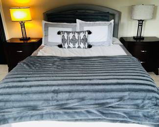 PRICE: $400
GRAY UPHOLSTERED QUEEN SIZE HEADBOARD AND FRAME
84”L x 62”W x 54”H