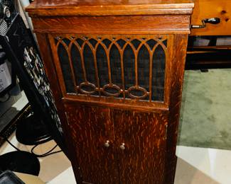 PRICE: $300 FIRM
ANTIQUE BRUNSWICK PHONOGRAPH RECORD PLAYER (WORKS)
19”W x 21”D x 46”H