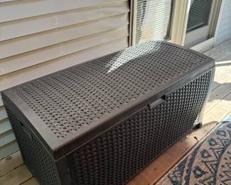 Outdoor Plastic Storage Container 