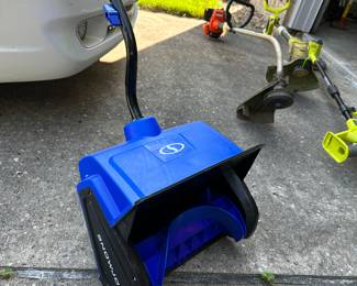 Snowjoe Cordless Snow Shovel 