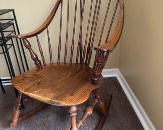 Wood Rocking Chair 