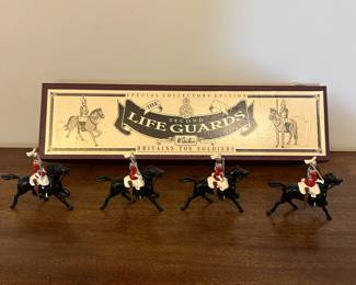 P78 - Britains Toy Soldiers The Second Life Guards