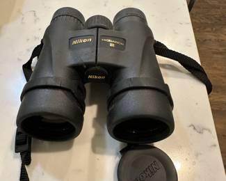 P130 - $50 Nikon Monarch Binoculars. Crystal Clear! Seriously....