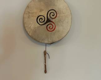 P61 - $20 Drum. Frame has a crack so really for display only - measures 16" x 3". 