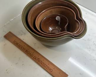 P136 - $80 - Set of 4 Jugtown Pottery Bowls with Pour Spout. All in excellent condition. 