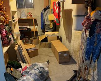 Frontgate Christmas tree. We're still working on this room!