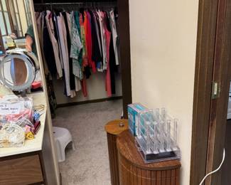 HUGE PRIMARY CLOSET!