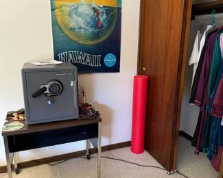 Very nice, like-new Sentry Safe with electronic combo keypad. PANAM airlines Hawaii poster!