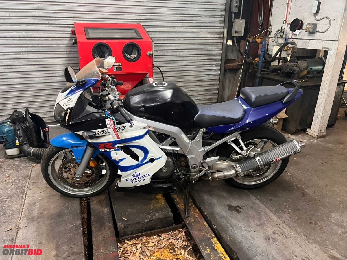 2003 Suzuki SV1000 Motorcycle