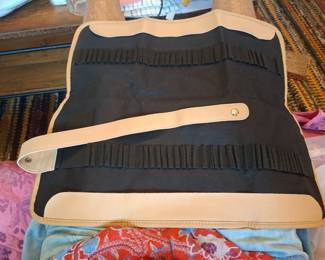 NEW ARTIST'S BRUSHES HOLDER