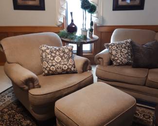 Flexsteel living room furniture 