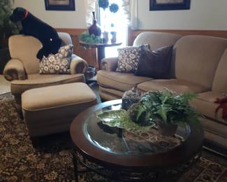 What is she looking at, I wonder?  Must not have been serious.  She didn't make a sound.