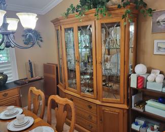 Thomasville lighted china